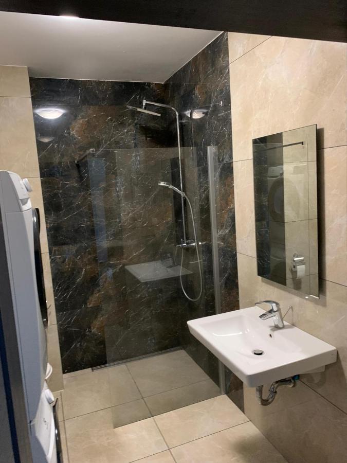 Apartamento Ive's Golden Gardenia Seaside Dziwnów Exterior foto